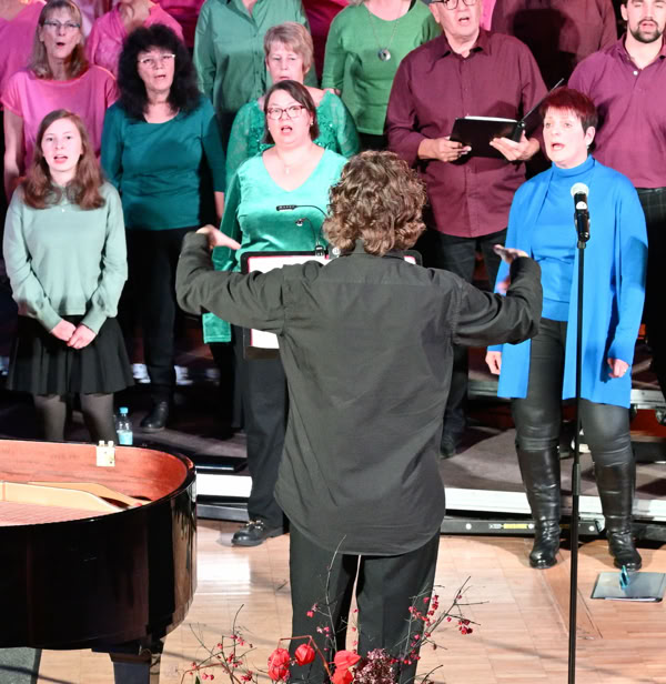 Dirigent vor dem Chor