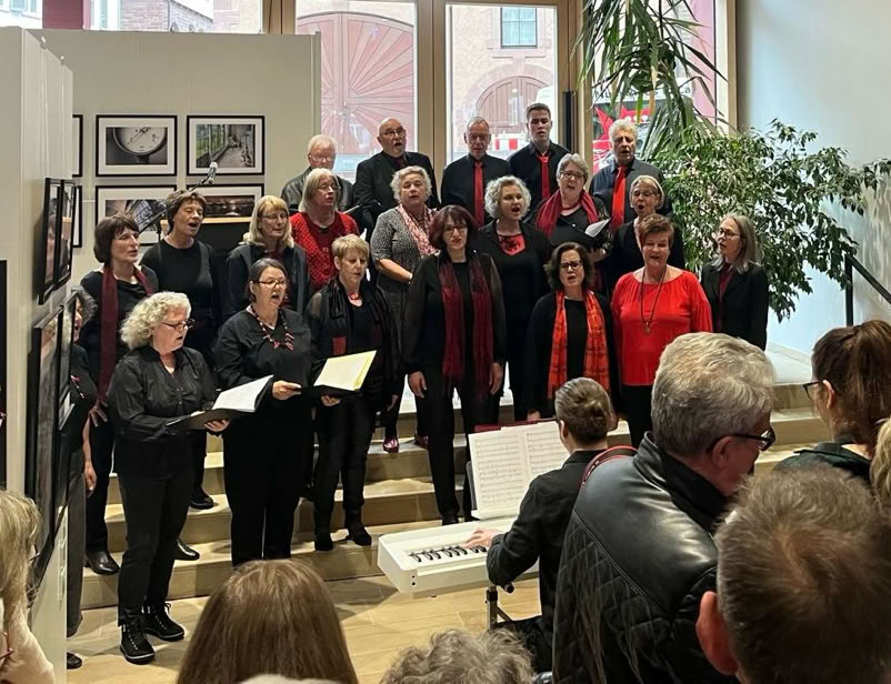 Auftritt der SwingSingers in Calw bei einer Vernissage 2024